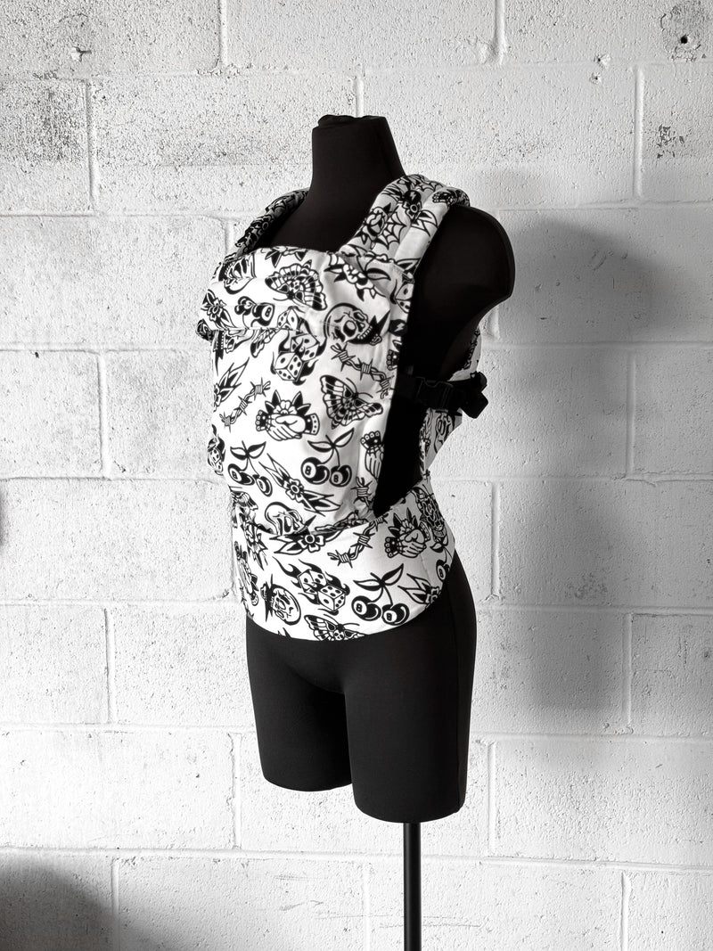 The Dahlia Carrier Bad Boy – Ergonomic Baby Carrier