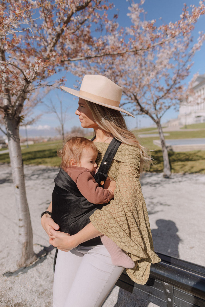 Black Velvet Baby Carrier – Soft Ergonomic Infant Sling Wrap