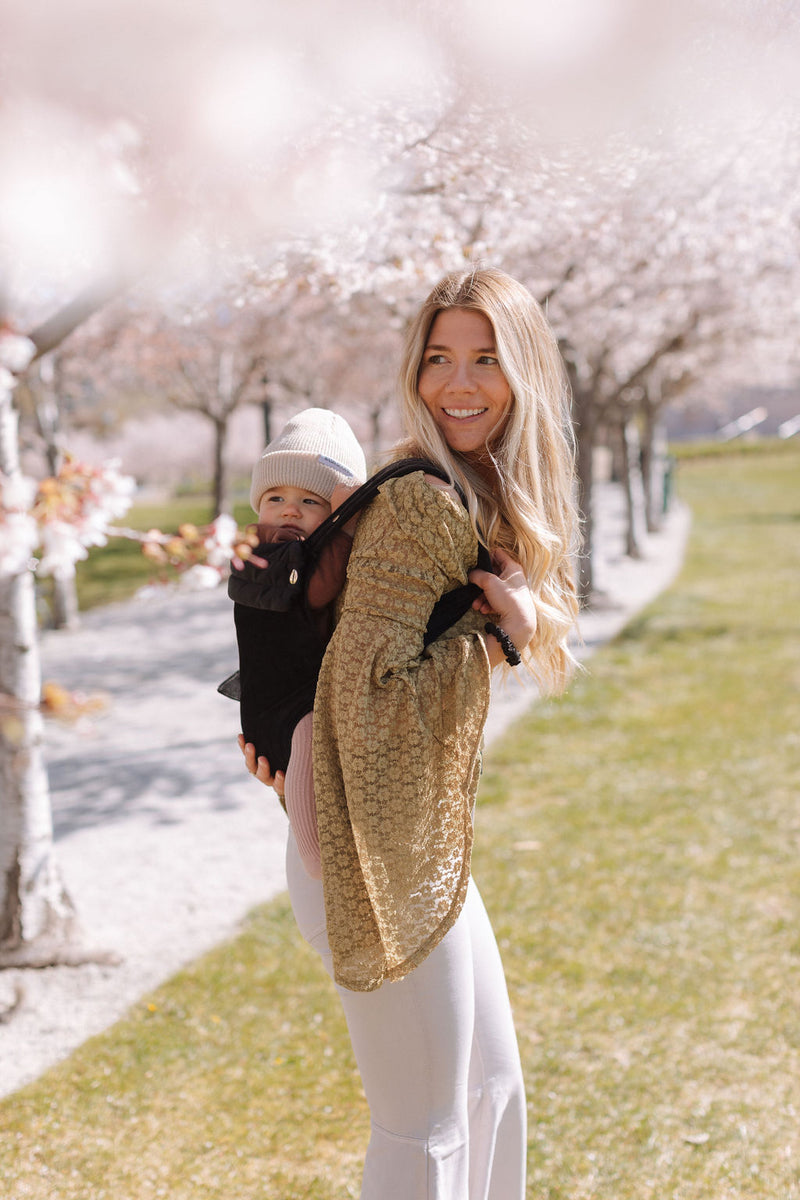 Black Velvet Baby Carrier – Soft Ergonomic Infant Carrier